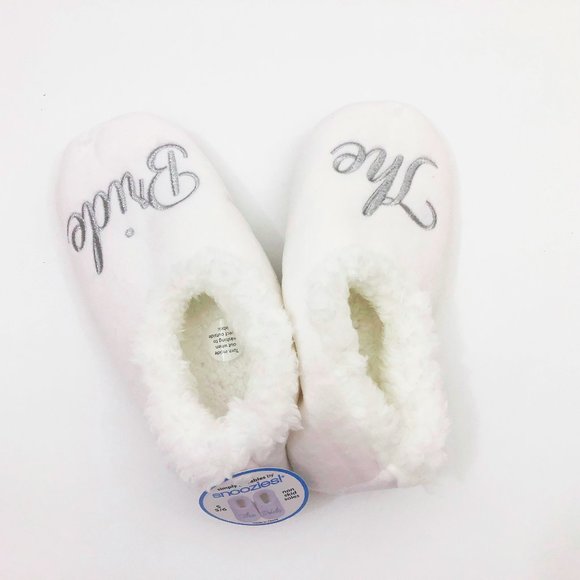 NWT Snoozies Women's The Bride Slippers Non Skid Soles White Small 5/6 - Picture 4 of 6